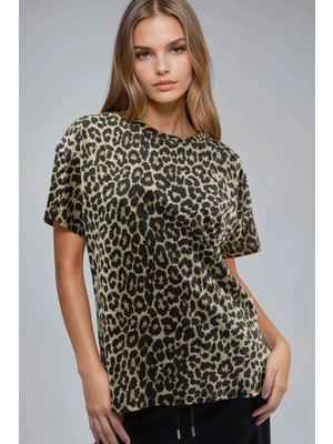 Hiccup Kadın Oversized Leopar Desenli Bisiklet Yaka Tişört Kahverengi