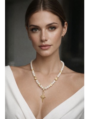 Solare Accessories Kuzey Yıldızı Figürlü Cam Inci Detaylı Altın Kaplama Kolye