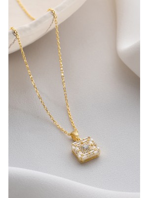 Two Arts Kadın 925 Ayar Gümüş Kare Zirkon Taşlı Kolye | Hediye Kutusunda