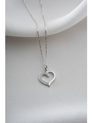Two Arts Kadın 925 Ayar Gümüş Yarım Zirkon Taşlı Kalp Kolye | 925 Gümüş