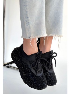 Shoegar Rimay Siyah Cilt Boncuk Işlemeli Spor Ayakkabı