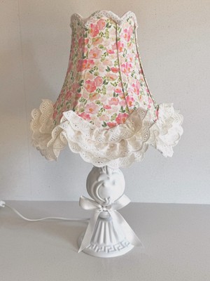 Lulu Avizem Patentli Çiçek Detaylı Elde Yıkanabilir Özel Tasarım Abajur Bebek Genç Yatak Odası