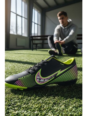 Enoch Zoom-Speed Profesyonel Çoklu Dişli Düz Taban Halı Saha Ayakkabısı