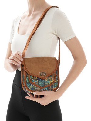 Missbag Kadın El Yapımı Etnik Geometrik Desenli Kilit Kapama Küçük Boy Askılı Kahve Omuz Çantası