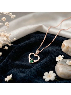 Aytoba 925 Ayar Gümüş Kişiye Özel 14 Ayar Altın Kaplama Rose Rengi Doğum Taşlı Kalp Kolye