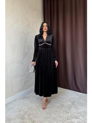 Etiler Collection Siyah Göğüs Altı Taşlı Elbise