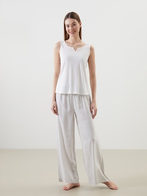 Lc Waikiki Yeni Sezon Kaçık Yaka Desenli Kadın Pijama Takım