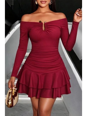 Kadın Omuzlardan Açık Belden Saran Büzgülü Etek Ucu Volanlı Dalgıç Mini Elbise