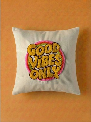 Maharat Good Vibes Yazılı Desenli Tasarım Punch Kırlent Yastık Kılıfı