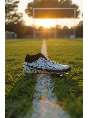 Enoch Profesyonel Bilek Destekli ve Çatlak Desenli Çivili Krampon