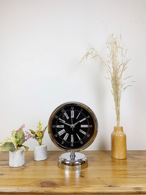 Akıllı Durak Krom Metal Roma Rakamlı Masa Saati 25×20 cm