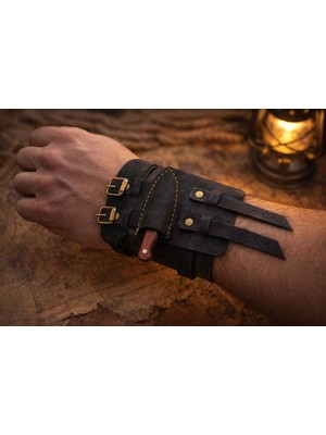 Seymen Bıçakçılık El Yapımı Deri Bileklik ve Gizli Küçük Bıçak Seti – Outdoor, Kamp, Avcı Aksesuarı