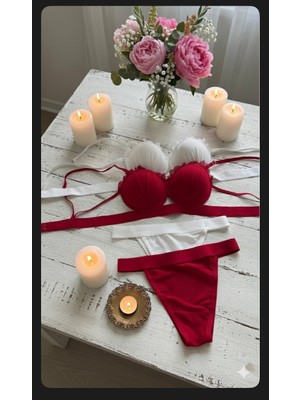 Trend Dokunuş Kadın 2'li Istiridye Model Ekru-Kırmızı Saten Şeritli Tül Detaylı Dolgulu Sütyen  Külot Takımı