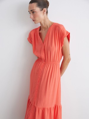 Lc Waikiki Yeni Sezon V Yaka Dokulu Belden Oturtmalı Elbise