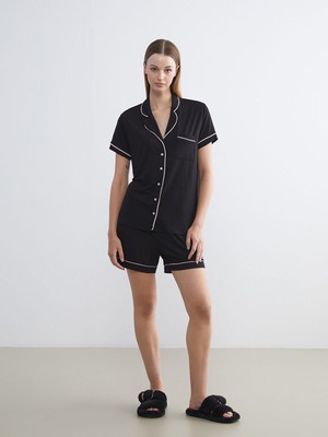 Lc Waikiki Yeni Sezon Gömlek Yaka Kadın Şortlu Pijama Takımı