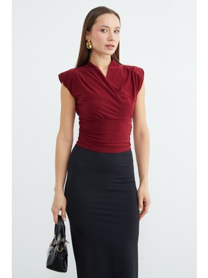 FullaModa Omuz Vatkalı Kruvaze Yaka Bluz