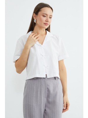 FullaModa Fiyonklu Düğmeli Crop Gömlek