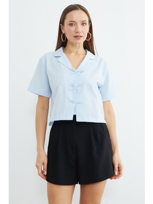 FullaModa Fiyonklu Düğmeli Crop Gömlek