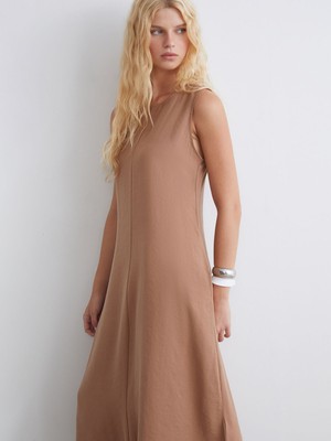 Lc Waikiki Yeni Sezon Bisiklet Yaka Modal Karışımlı Elbise