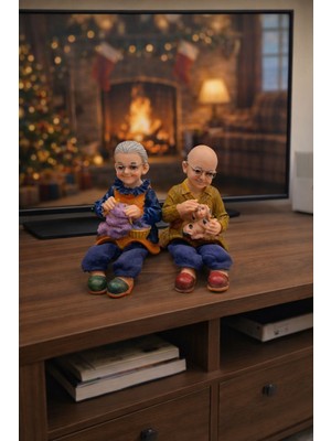 Seymen Bıçakçılık Nostaljik Yaşlı Çift Biblo | Örgü Yapan Dede Nine Dekoratif Figür