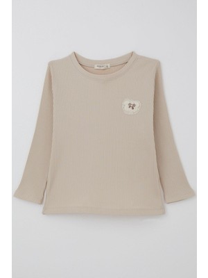 Breeze Kız Çocuk Uzun Kollu Tişört Arma Detaylı Düz Renk 5-10 Yaş, Bej