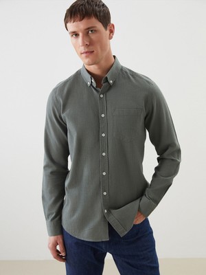 Lc Waikiki Yeni Sezon Regular Fit Armürlü Cepli Erkek Gömlek