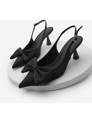 Marjin Kadın Stiletto Arkası Açık Fiyonk Detaylı Topuklu Ayakkabı Sarvel Siyah Saten