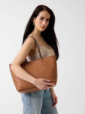 Guess Sandria Dokuma Tote Kadın Shopper Çanta HWWG8418230