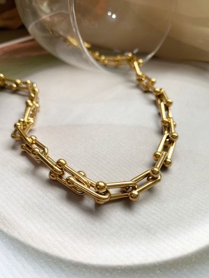 Tuqos Kadın Geçmeli Zincir Gold Çelik Kolye 1 Adet