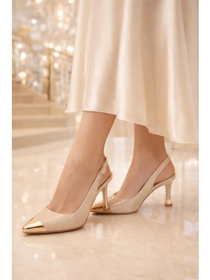 ModaOnn Kadın Sivri Burun Metal Detaylı Ince Topuk Tokalı Ayakkabı