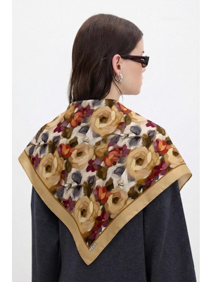Hawwa Gül Harmanı Desenli Bandana Fular