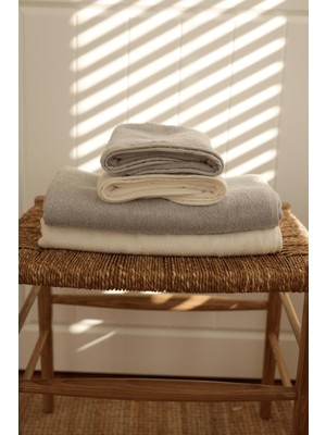 İrya Sedef Havlu 70X140 Krem