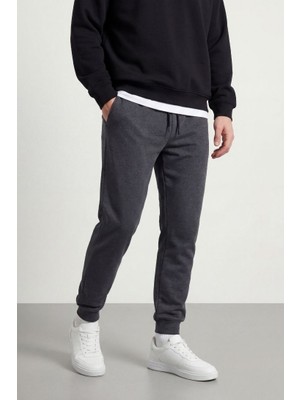 Mmetalic Erkek Antrasit Arka Cep Etiket Detaylı Paça Lastikli Regular Fit Eşofman Altı