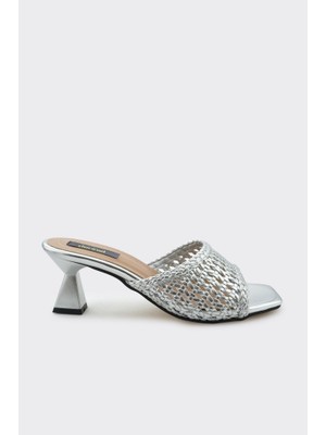 Derinet Kısa Topuklu Örgü Desenli Kadın Terlik