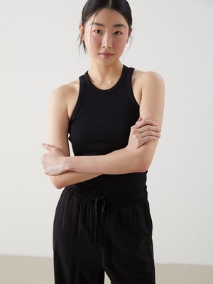 Lc Waikiki Yeni Sezon Bisiklet Yaka Dokulu Kadın Atlet