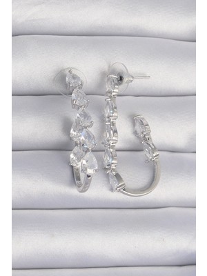 Hkursat Pirinç Gümüş Renk Damla Zirkon Taş Tasarımlı Küpe