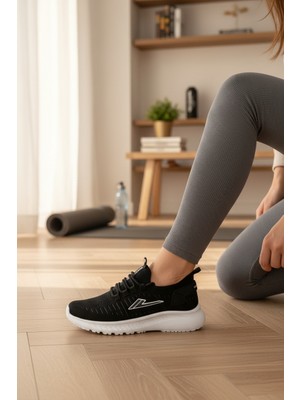 Enoch Nefes Alabilen Yazlık Örme Spor Ayakkabı