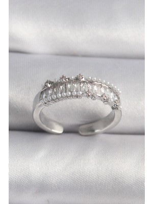 Hkursat Pirinç Gümüş Renk Zirkon Taşlı Inci Detay Vıp Seri Kadın Yüzük