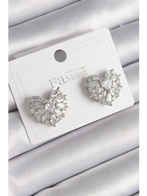 Hkursat Pirinç Gümüş Renk Zirkon Taşlı Kalp Model Kadın Küpe