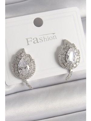 Hkursat Pirinç Gümüş Renk Zirkon Taşlı Yaprak Model Kadın Küpe