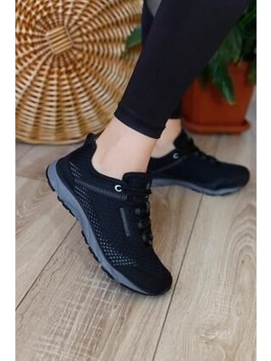 Lumberjack Kadın Sneaker Siyah Tekstil Düz Taban Ortopedik Taban ile Konforlu Spor Ayakkabı