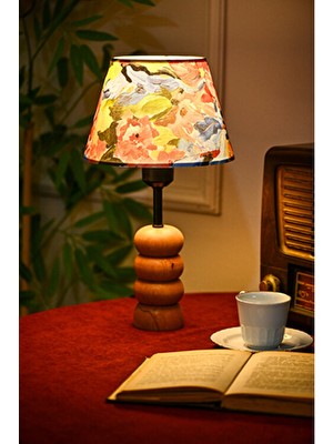 Evlight Fresh Ahşap Ayaklı Yeşil Kumaş Başlık Abajur Modern Tasarım ile Şık Kullanım Alanları