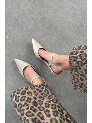 Straswans Melvin Kadın Topuklu Kırışık Deri Ayakkabı Bej