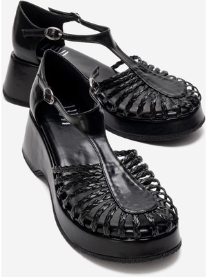 Luvi Barry Siyah Örgü Detaylı Kadın Dolgu Topuklu Sandalet