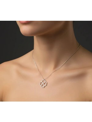 G&A Jewels 925 Ayar Gümüş Kalpli Yonca Kolye 0.01CT Pırlanta Taşlı