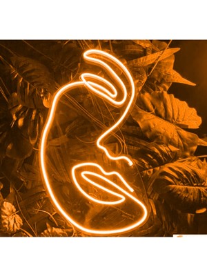 Yarım Yüz Neon LED Tasarımı