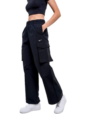 Nike Sportswear Everything Wovens Mid-Rase Cargo Pants.kadın Dokuma Kargo Cepli Eşofman Altı Siyah