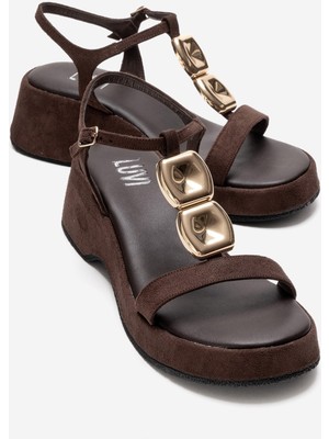 Luvi Matt Kahverengi Süet Tokalı Dolgu Tabanlı Kadın Sandalet