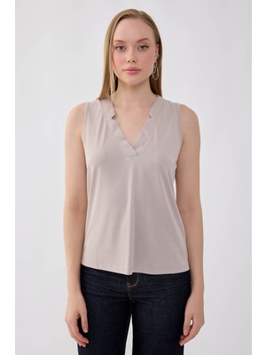 Vitrin V Yaka Sıfır Kol Bluz