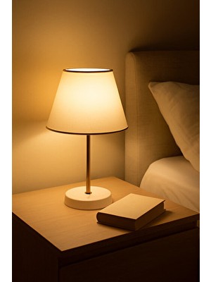 Eslight Bej Kumaş Şapkalı Gold Gövdeli Masa Lambası–sıcak Işıklı Dekoratif Abajur (Yatak Odası & SALON)E97B